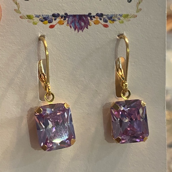 Tanzanite shade crystal earrings - Picture 4 of 9